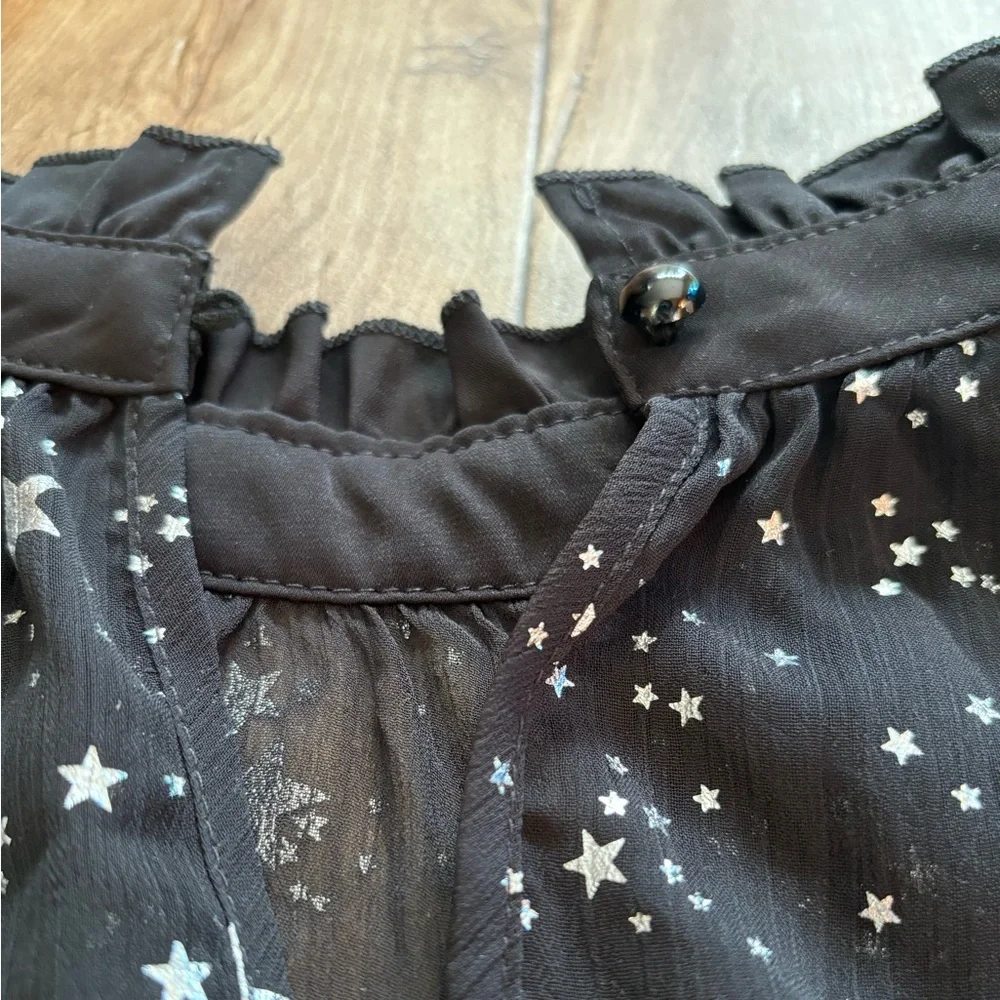 Star Print Semi-Sheer Ruffled Top - Picture 5 of 7